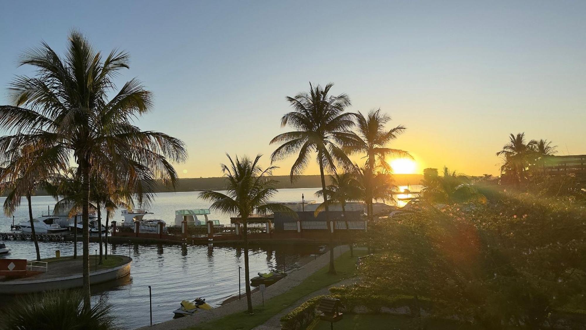 Apartamento Lindo Com Vista Lago Brasília Extérieur photo